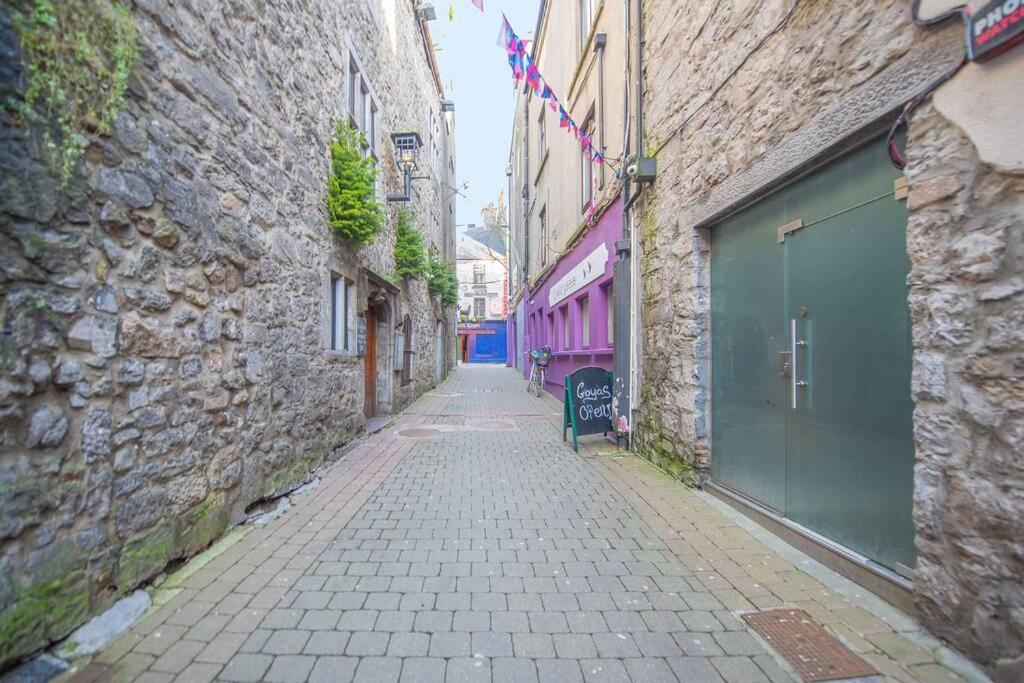 Apartamento Latin Quarter Luxury Galway Exterior foto